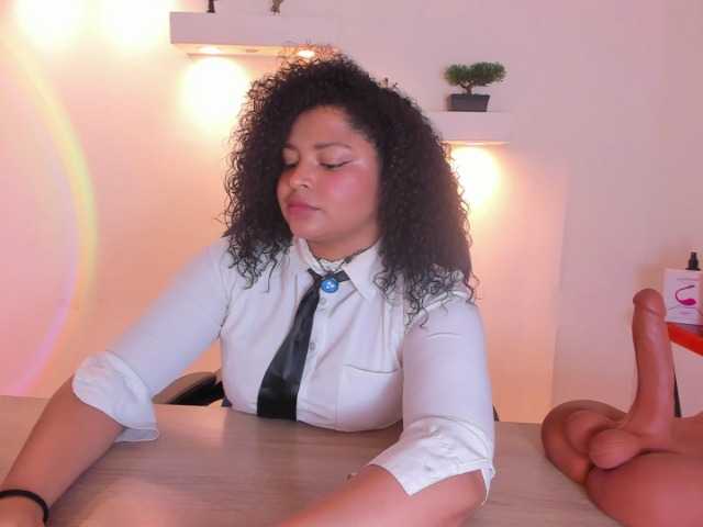 Dakota-Mars's BongaCams show and profile