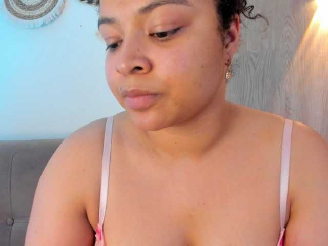 Dakota-Mars live cam profile