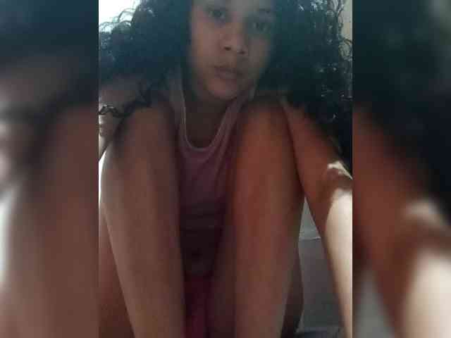 MedusaFoxx webcam