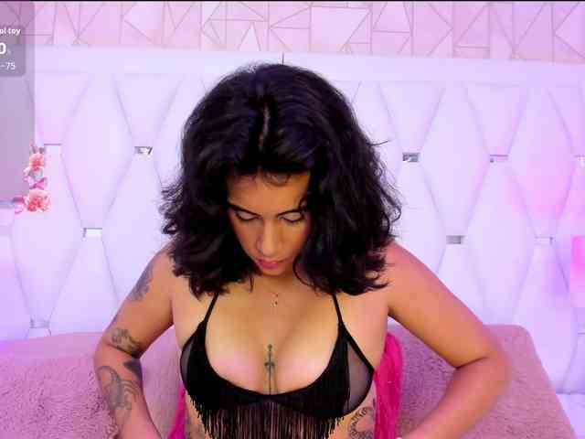 MaddyBennet Live Webcam on BongaCams MaddyBennet Live Webcam on BongaCams