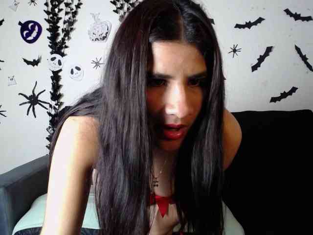 Melin11 Live Webcam on BongaCams