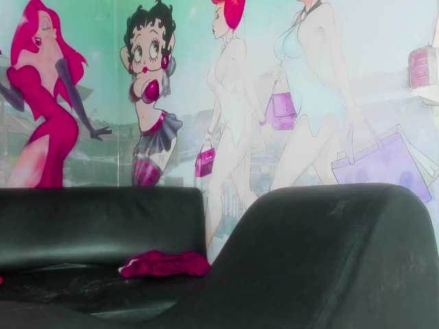 AmazingGroupHot69's BongaCams show and profile