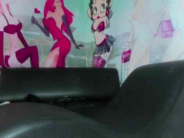 AmazingGroupHot69 webcam