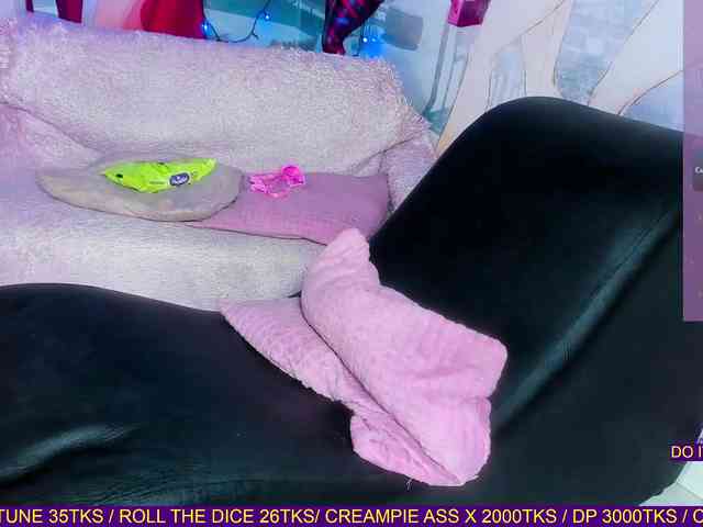 AmazingGroupHot69 webcam