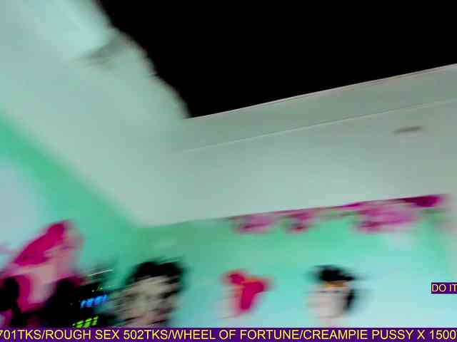 AmazingGroupHot69 webcam