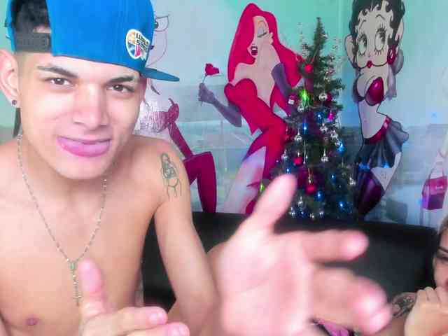 AmazingGroupHot69 webcam