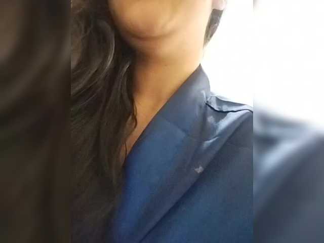 Join sexy camwhore LuanaFranccesca LuanaFranccesca from BongaCams