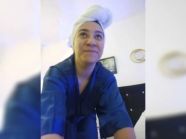  LuanaFranccesca chat room