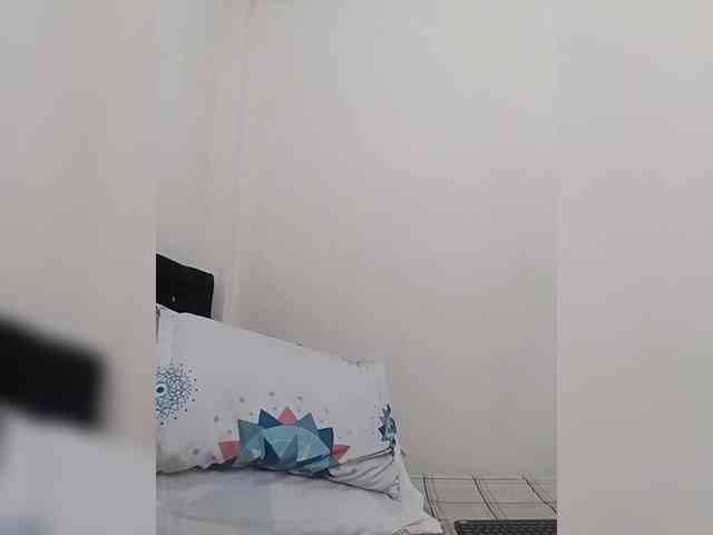 LuanaFranccesca webcam