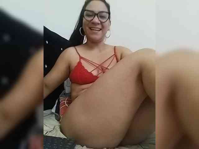 LuanaFranccesca webcam