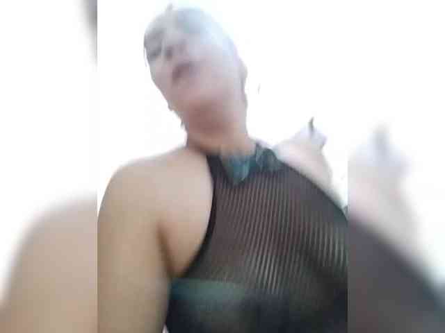 LuanaFranccesca webcam