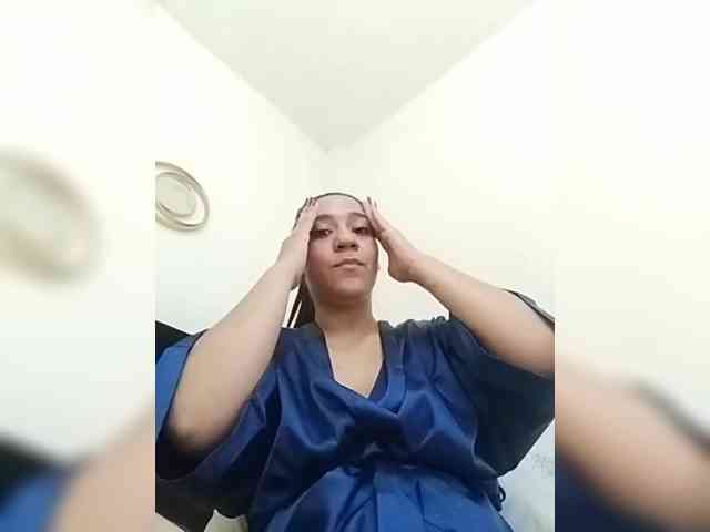 LuanaFranccesca webcam