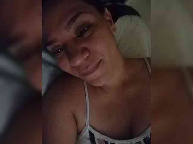 LuanaFranccesca webcam