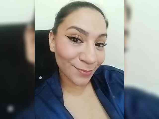 LuanaFranccesca webcam