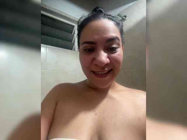 LuanaFranccesca webcam