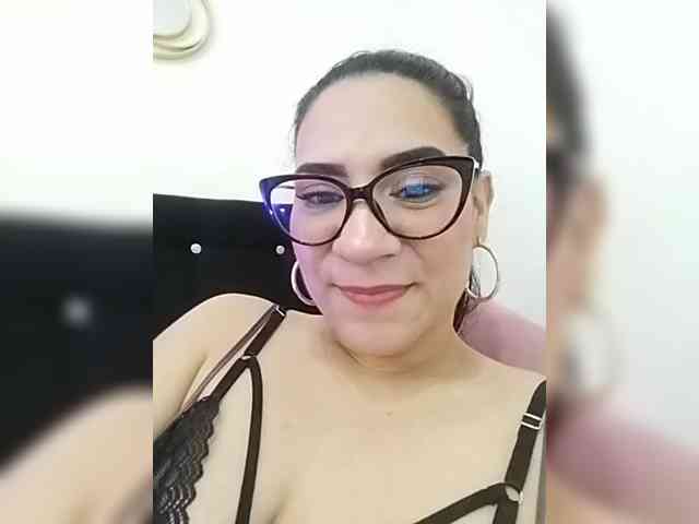 LuanaFranccesca webcam
