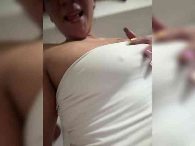 LuanaFranccesca webcam