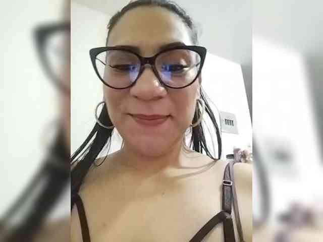 LuanaFranccesca webcam