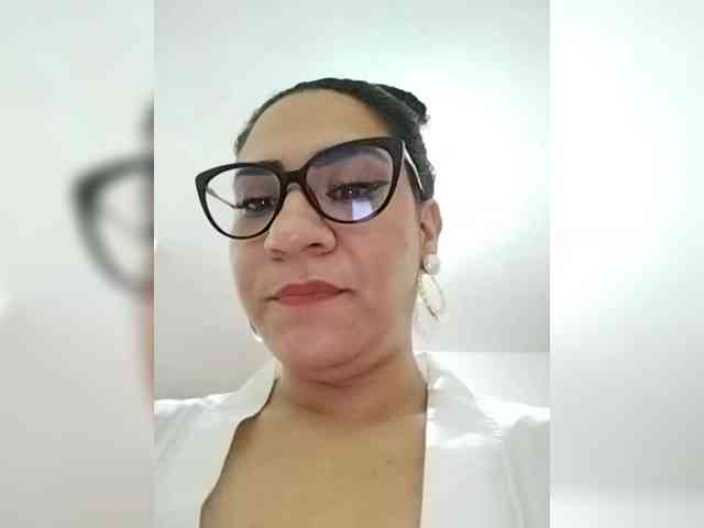 LuanaFranccesca webcam