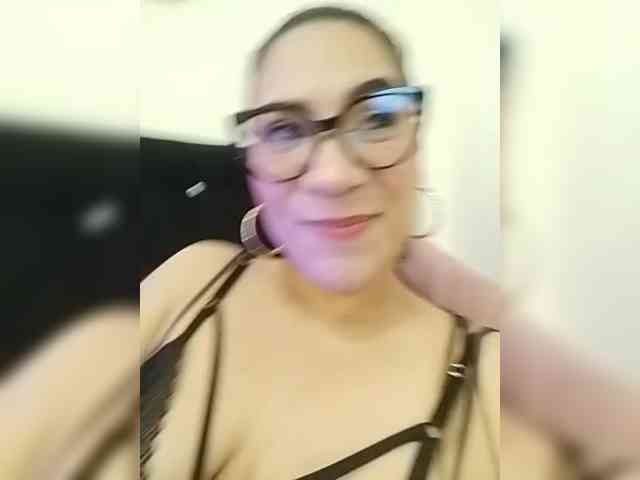 LuanaFranccesca webcam