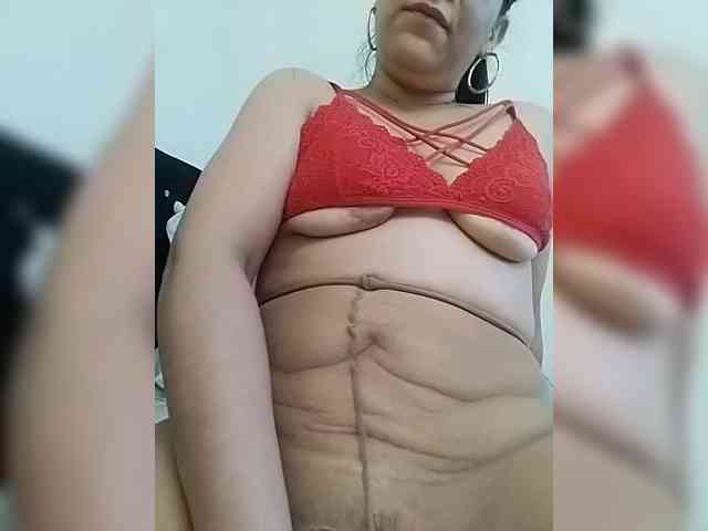 LuanaFranccesca webcam