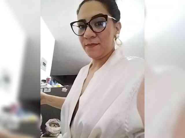LuanaFranccesca webcam
