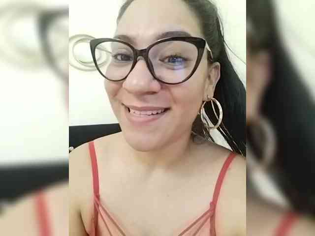 LuanaFranccesca webcam