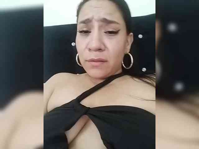 LuanaFranccesca webcam