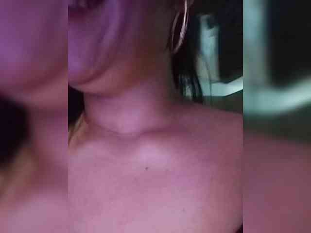LuanaFranccesca webcam