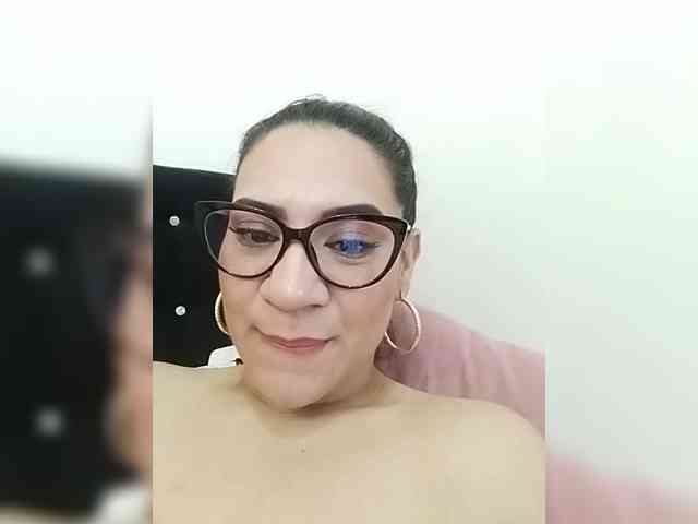 LuanaFranccesca webcam