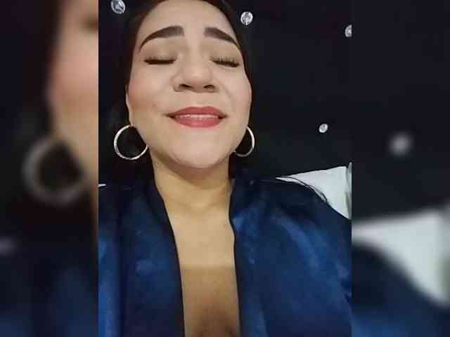 LuanaFranccesca webcam