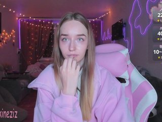 Polikinesis Porn Show