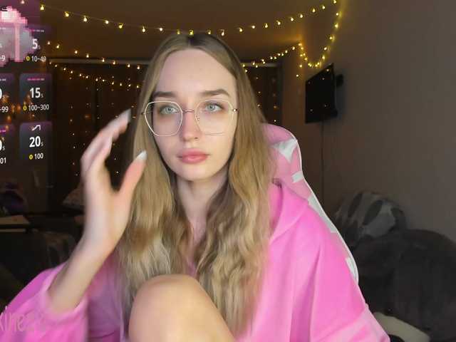 Polikinesis's BongaCams show and profile