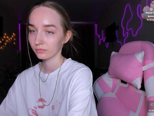 Polikinesis's BongaCams show and profile