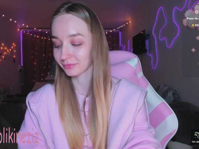 Polikinesis's BongaCams show and profile