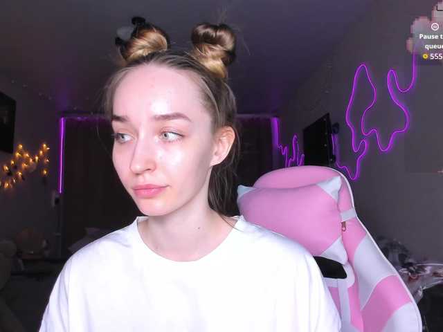 Polikinesis's BongaCams show and profile