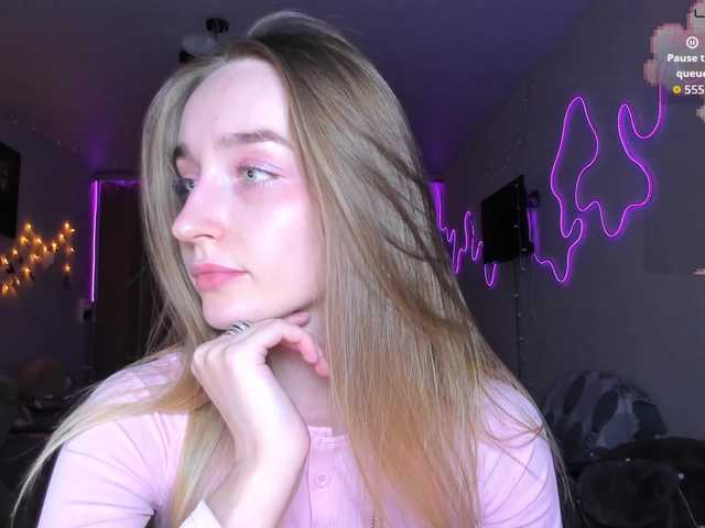 Polikinesis live cam profile