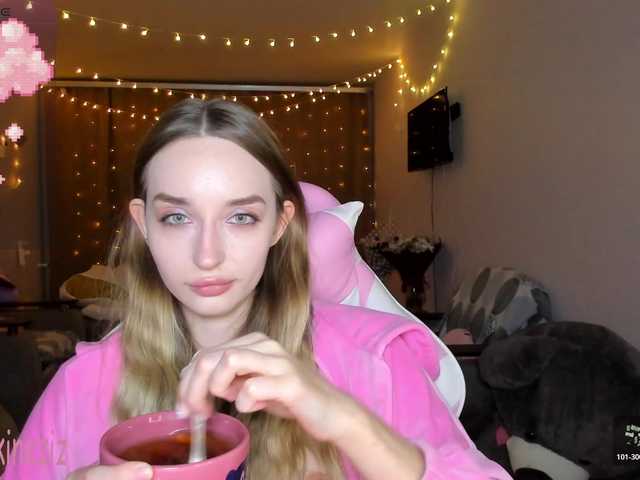 Polikinesis's BongaCams show and profile