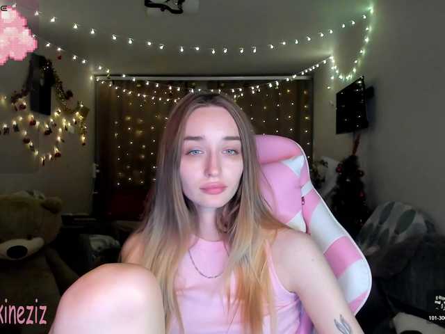 Polikinesis's BongaCams show and profile