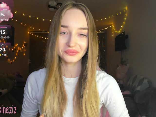 Polikinesis's BongaCams show and profile