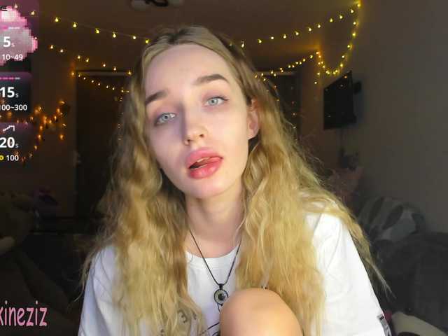 Polikinesis's BongaCams show and profile