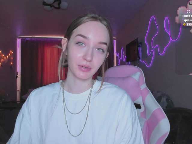 Polikinesis's BongaCams show and profile