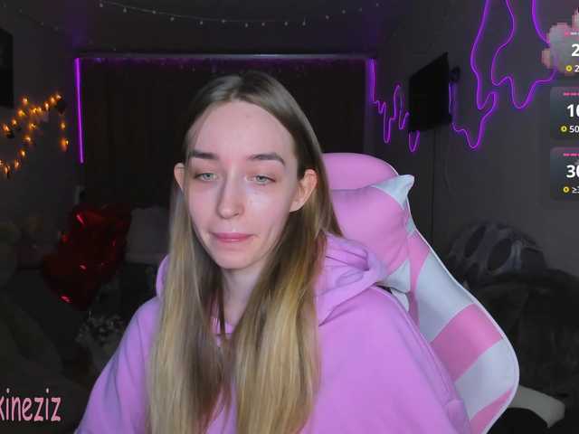 Polikinesis's BongaCams show and profile