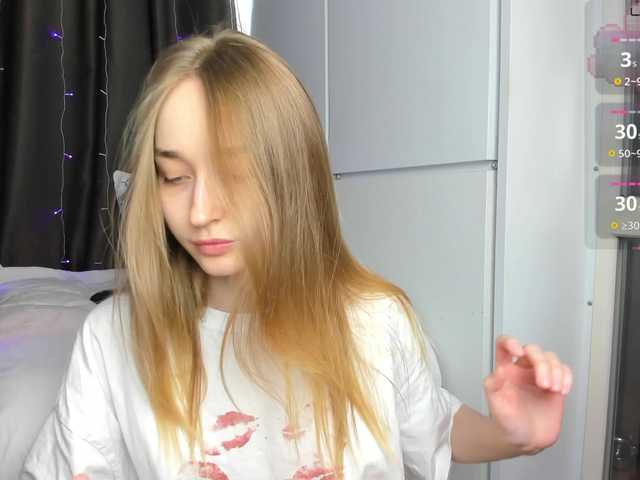 Polikinesis's BongaCams show and profile