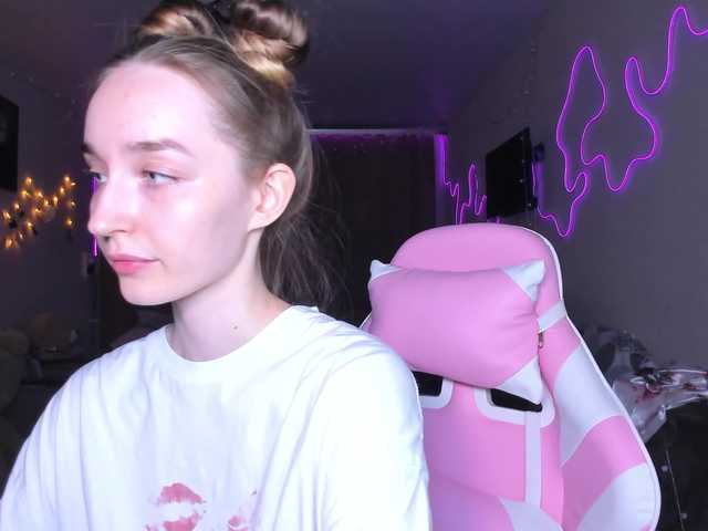 Polikinesis's BongaCams show and profile