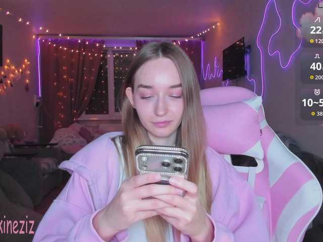 Polikinesis's BongaCams show and profile