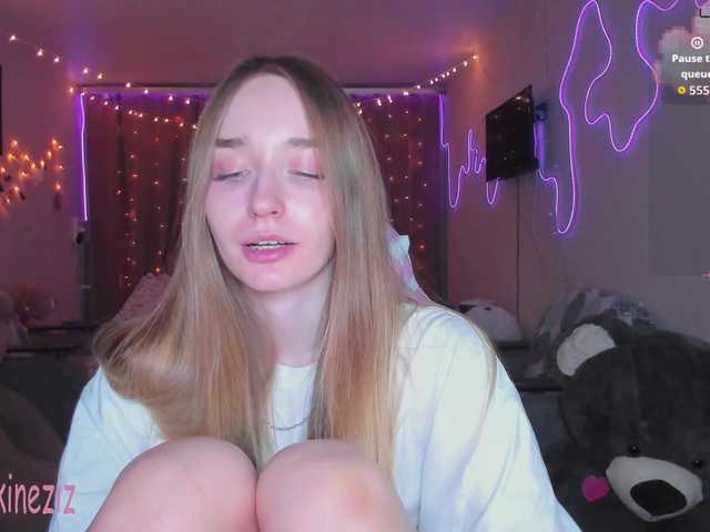 Polikinesis's BongaCams show and profile