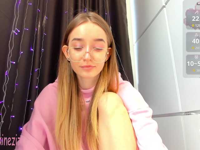 Polikinesis's BongaCams show and profile