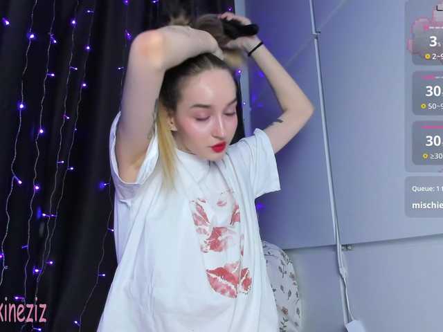 Polikinesis's BongaCams show and profile