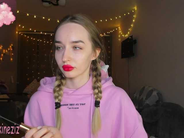 Polikinesis's BongaCams show and profile